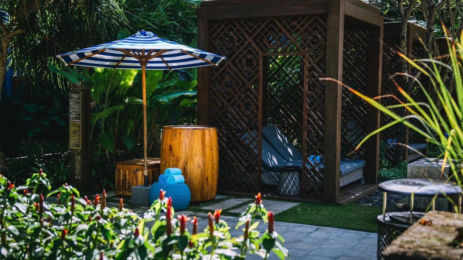 Hotel Indigo Bali Seminyak Beach By Ihg אתר נופש סמיניאק